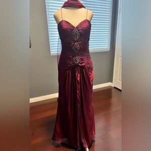 100% Silk Elegant Burgundy Evening Gown With Shaw . EUC